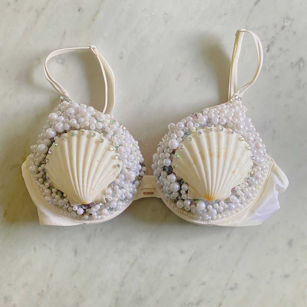 Mermaid Shell Bra Rhinestones Pearls 34C Halloween Costume Victoria Secret Bra